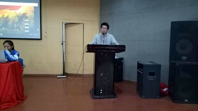 长征精神万代传  高举旗帜跟党走